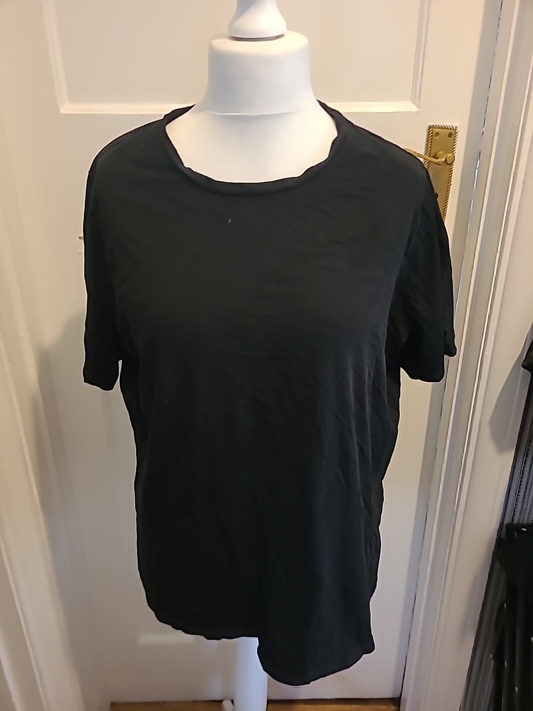 Ladies Size 20 Black Short Sleeved Crew Neck Tshirt Tee