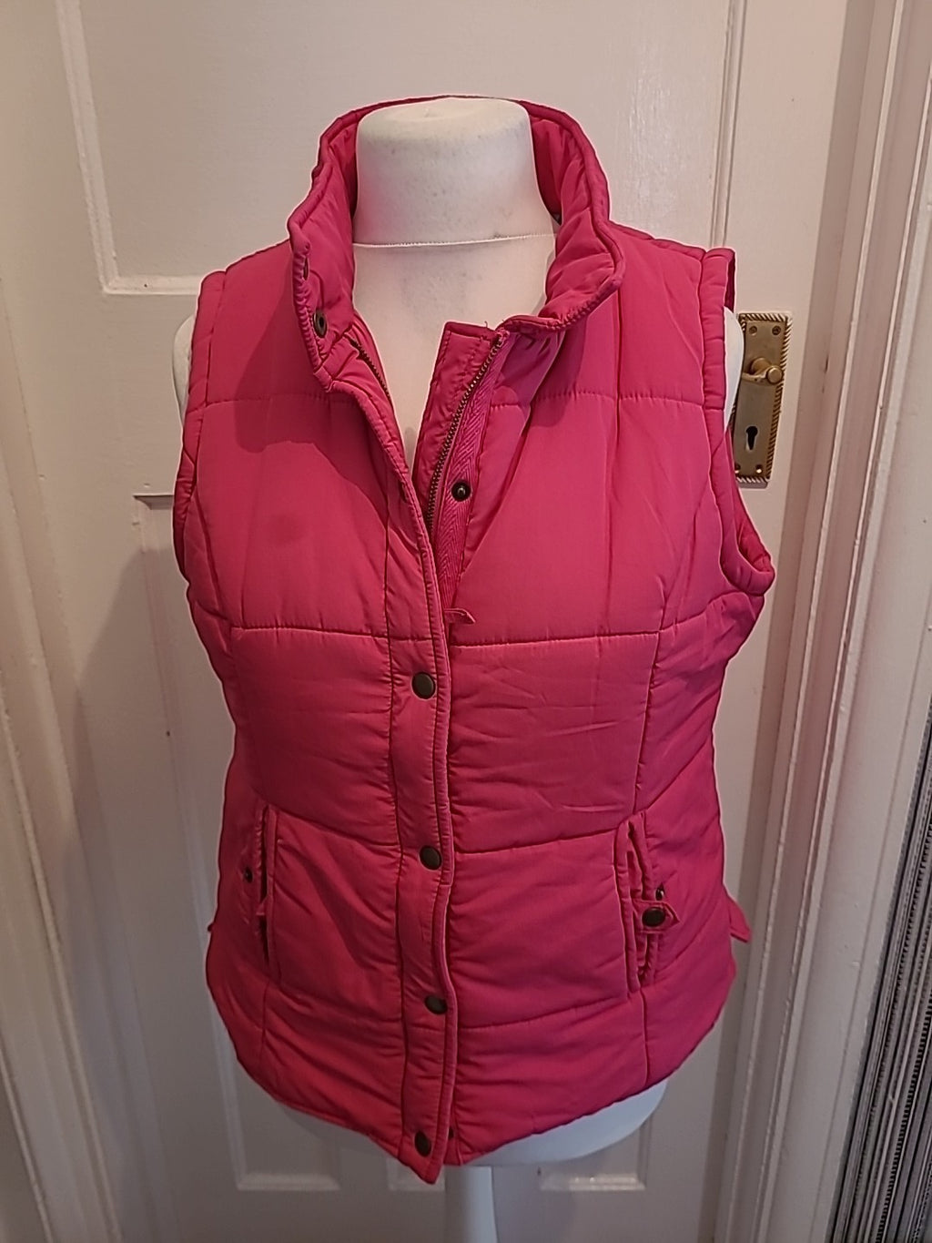 Ladies Mistral Size 14 Hot Pink Sleeveless Puffer