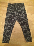 Ladies Crz Yoga Size 10 Camoflage Pattern Legging