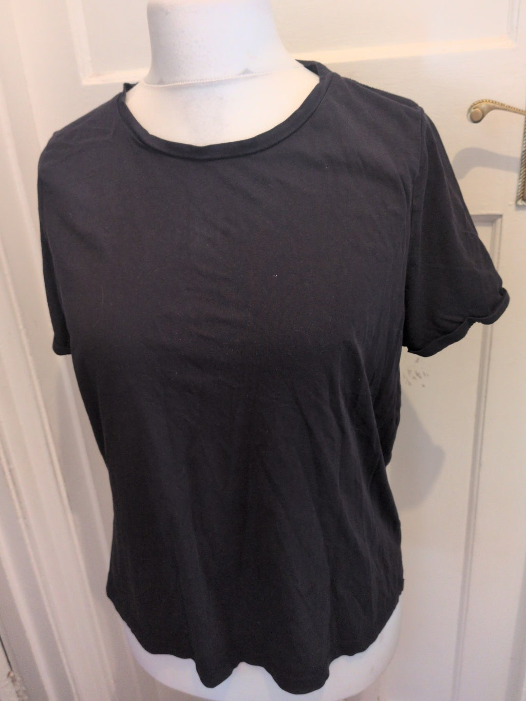 TU 16 Black Plain Short Sleeve T-shirt