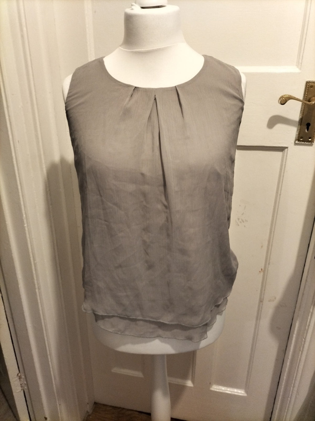 Ladies Size 10 Greyish Sleeveless Lined Blouse