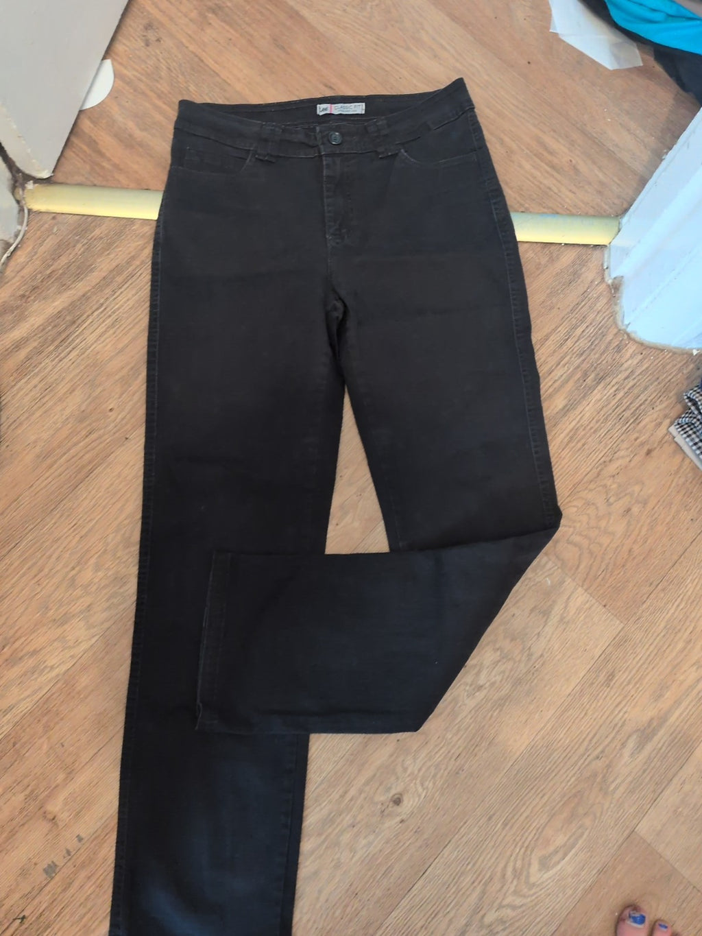 Lee 6 Medium Classic Fit Straight Leg Black Jeans