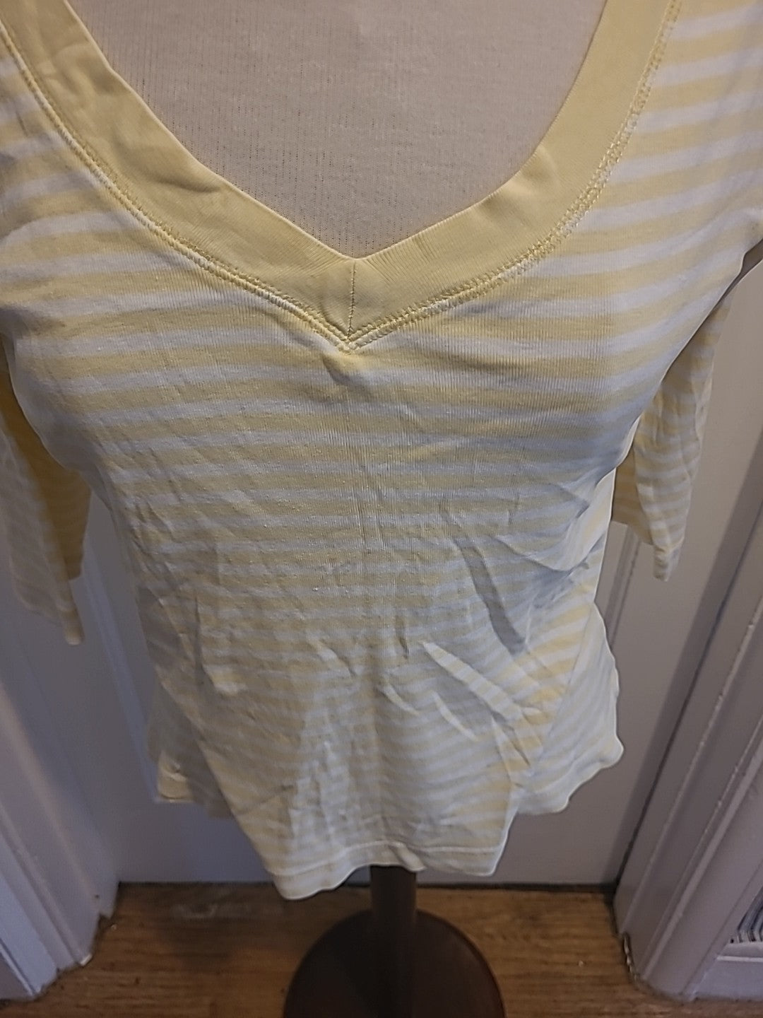 Ladies Tu Size 16 Cotton Yellow White Striped Mid Sleeved Tshirt