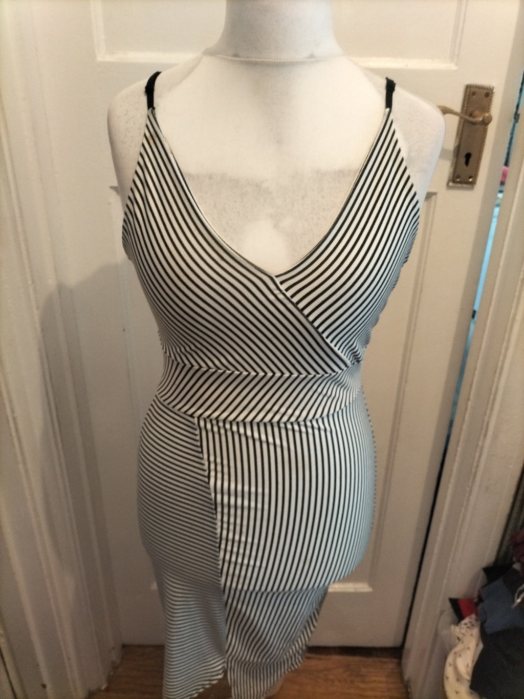 Ladies Missi London Size 10 Black Striped Sleeveless Dress