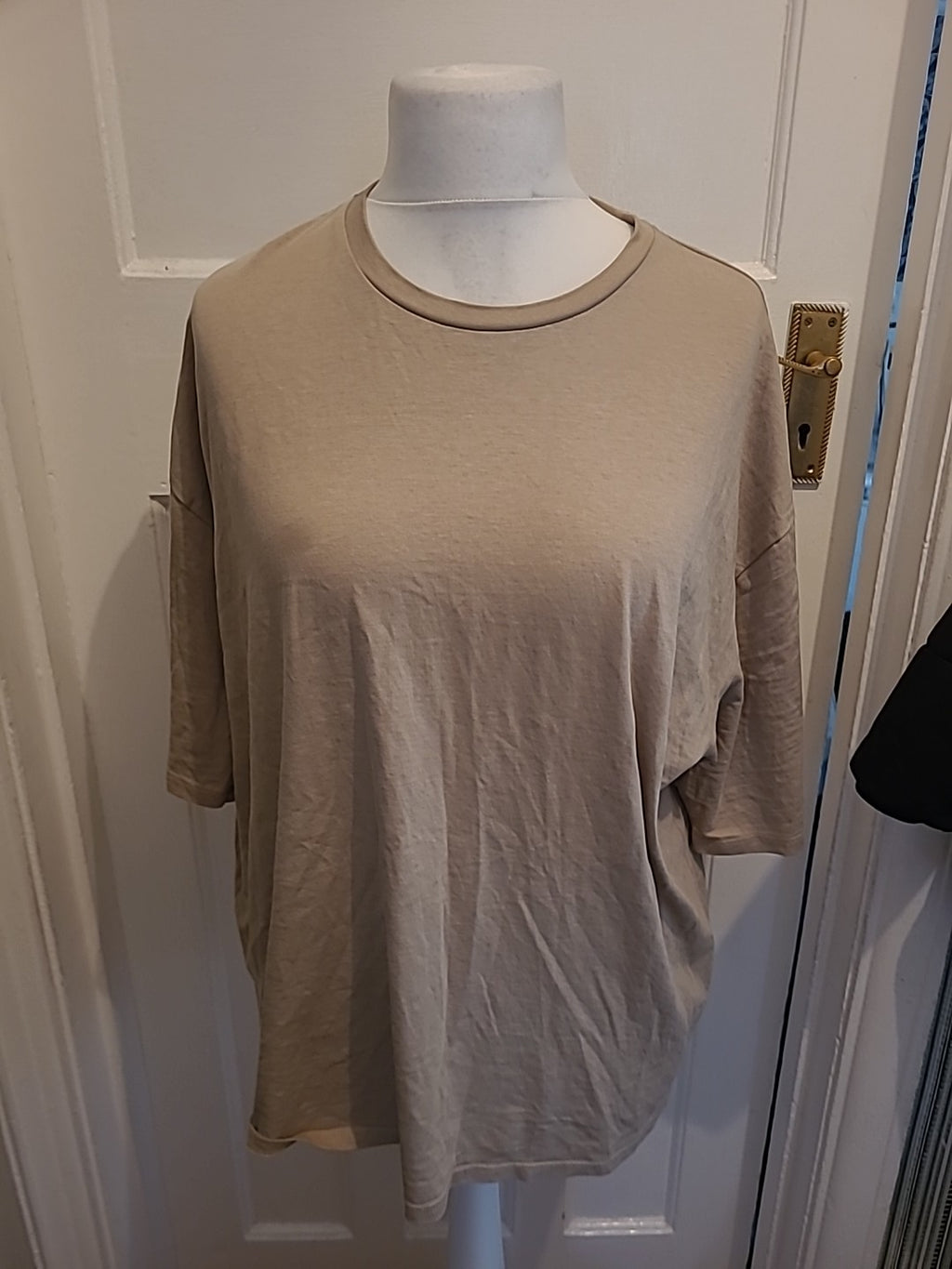 Mens Asos Size L Beige Short Sleeved Tshirt