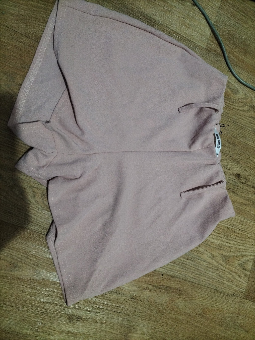 Ladies Missguided Size 6 Pink Short
