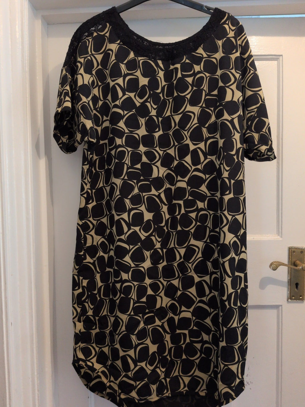 Per Una 14 Black And Green Lined Short Sleeve Dress