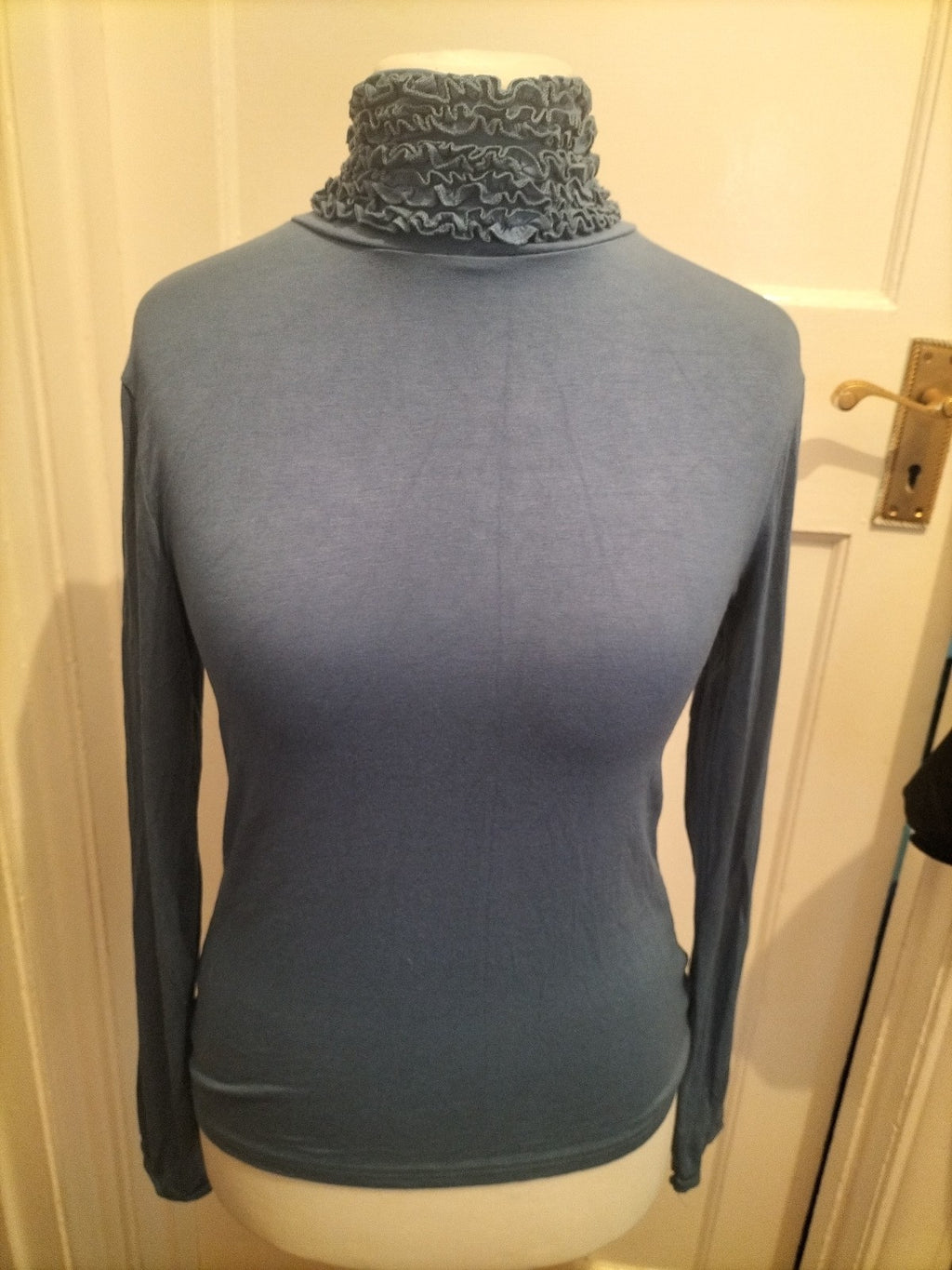 Ladies Sally Allen Size M/L Blue High Neck Long Sleeved Blouse