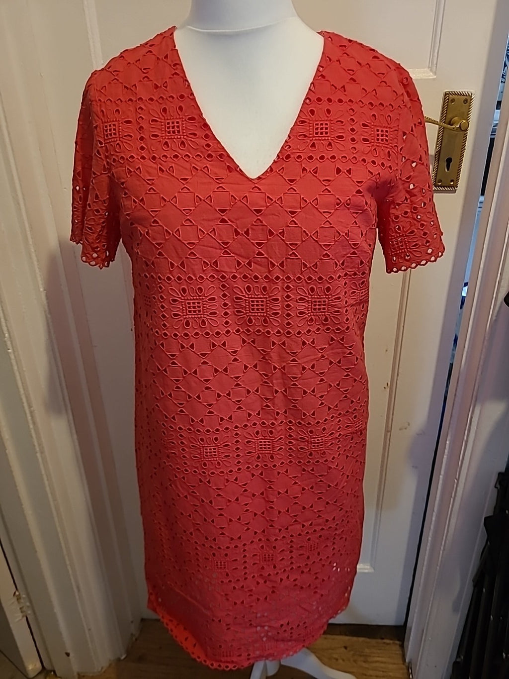Ladies M&Co Size 12 Hot Pink Lined Short Sleeved Dress