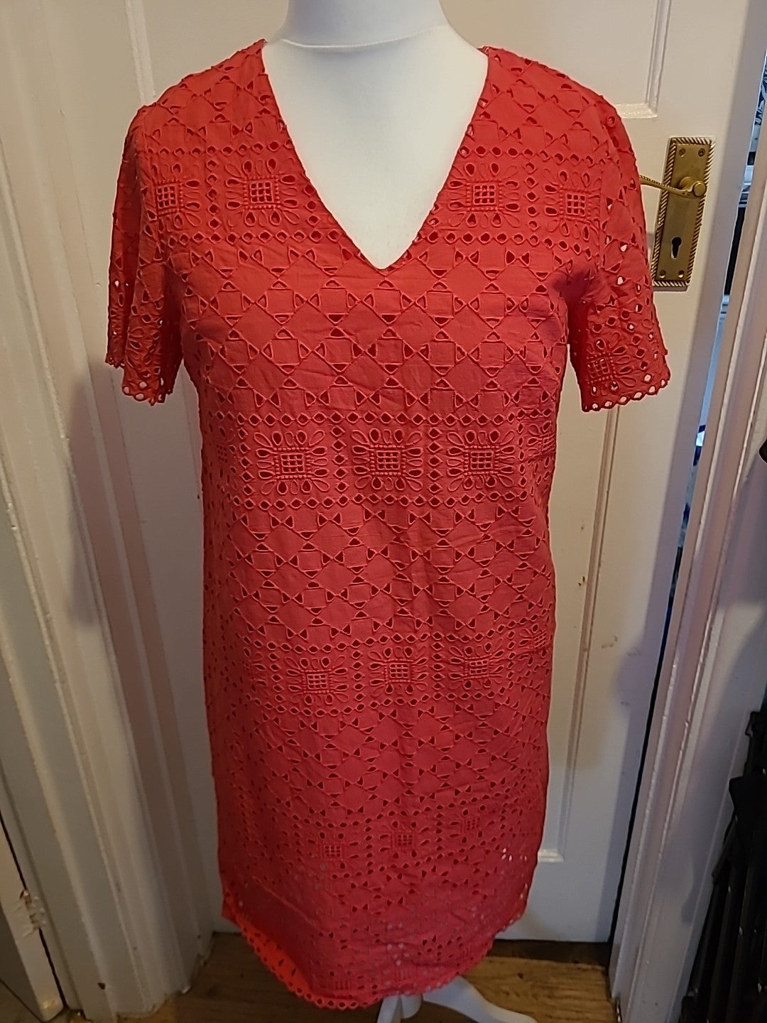 Ladies M&Co Size 12 Hot Pink Lined Short Sleeved Dress