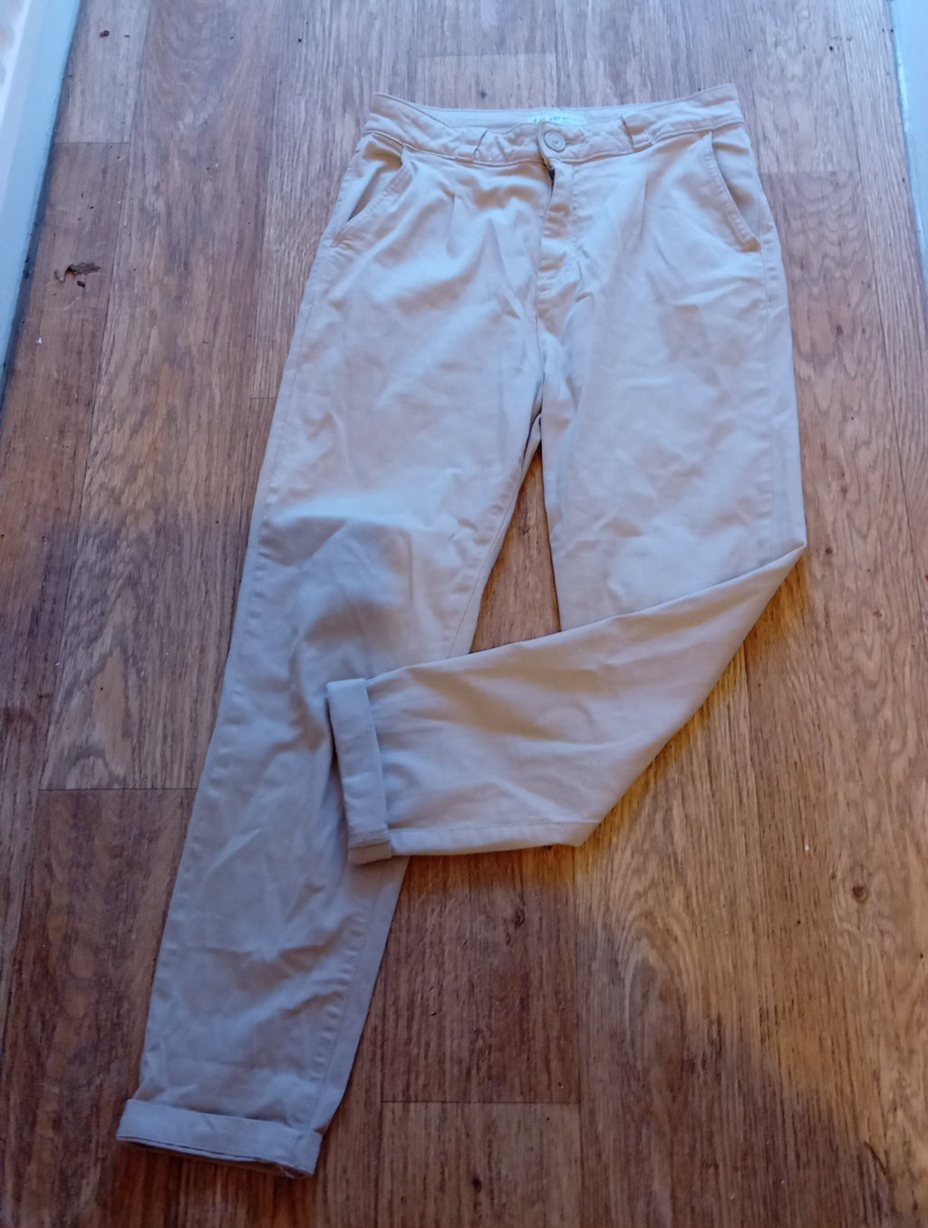 Ladies Denim&Co Size 8 Beige Jeans