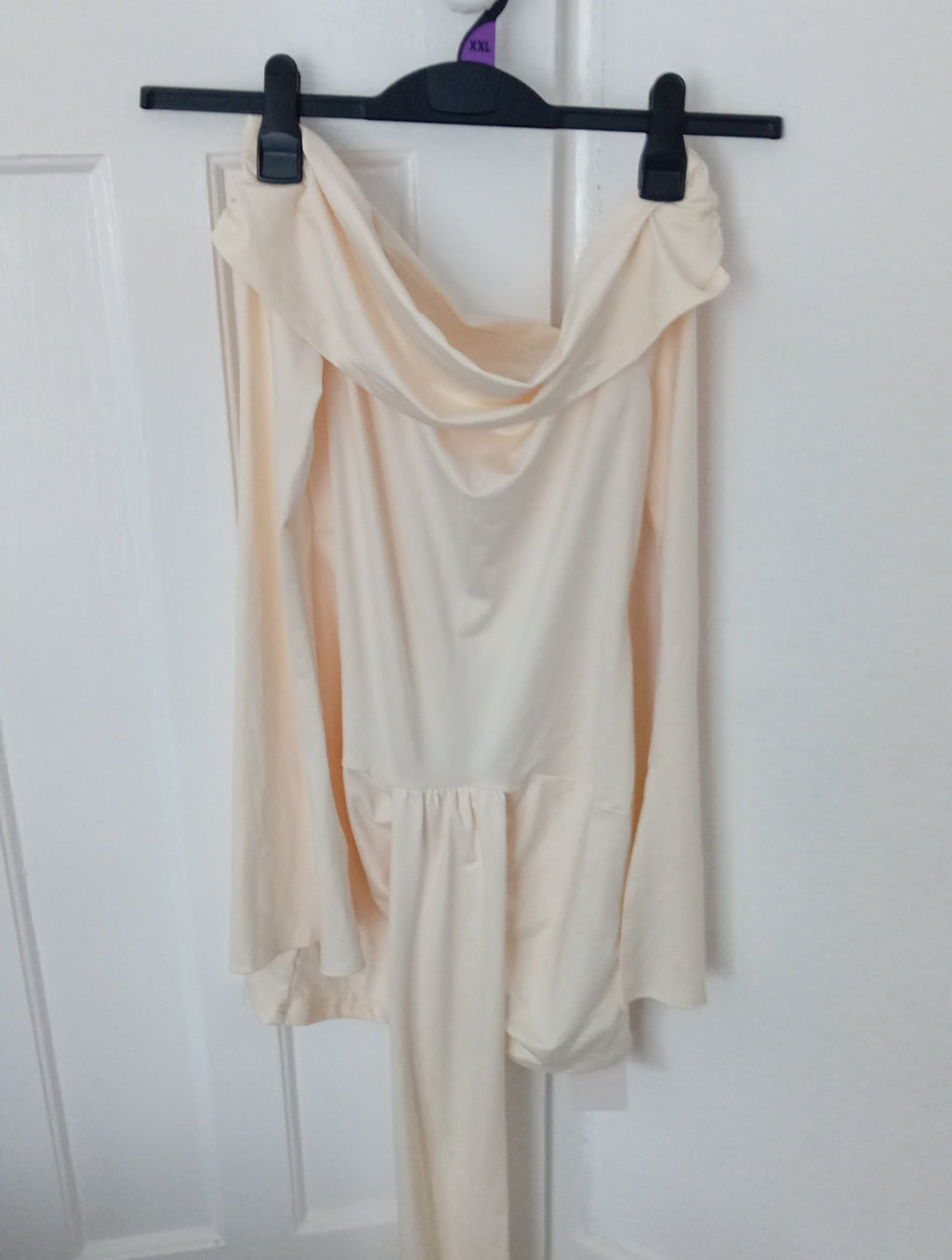 Ladies Brand New Musera Cream Top Size 12 Off The Shoulders Long Sleeved