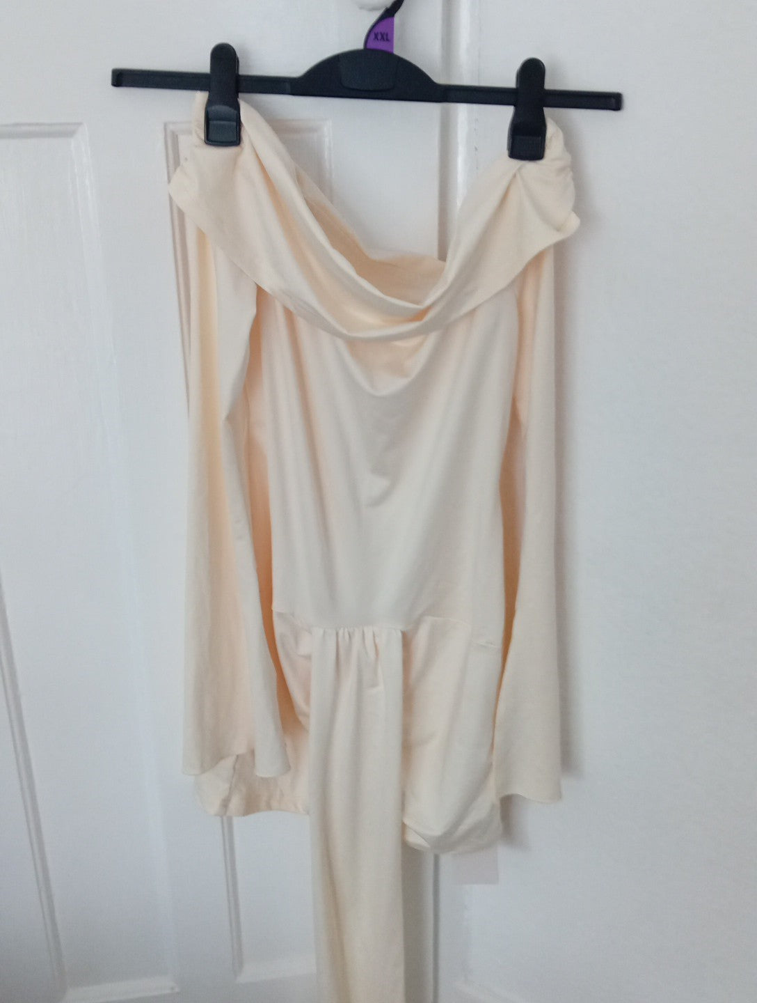 Ladies Brand New Musera Cream Top Size 12 Off The Shoulders Long Sleeved
