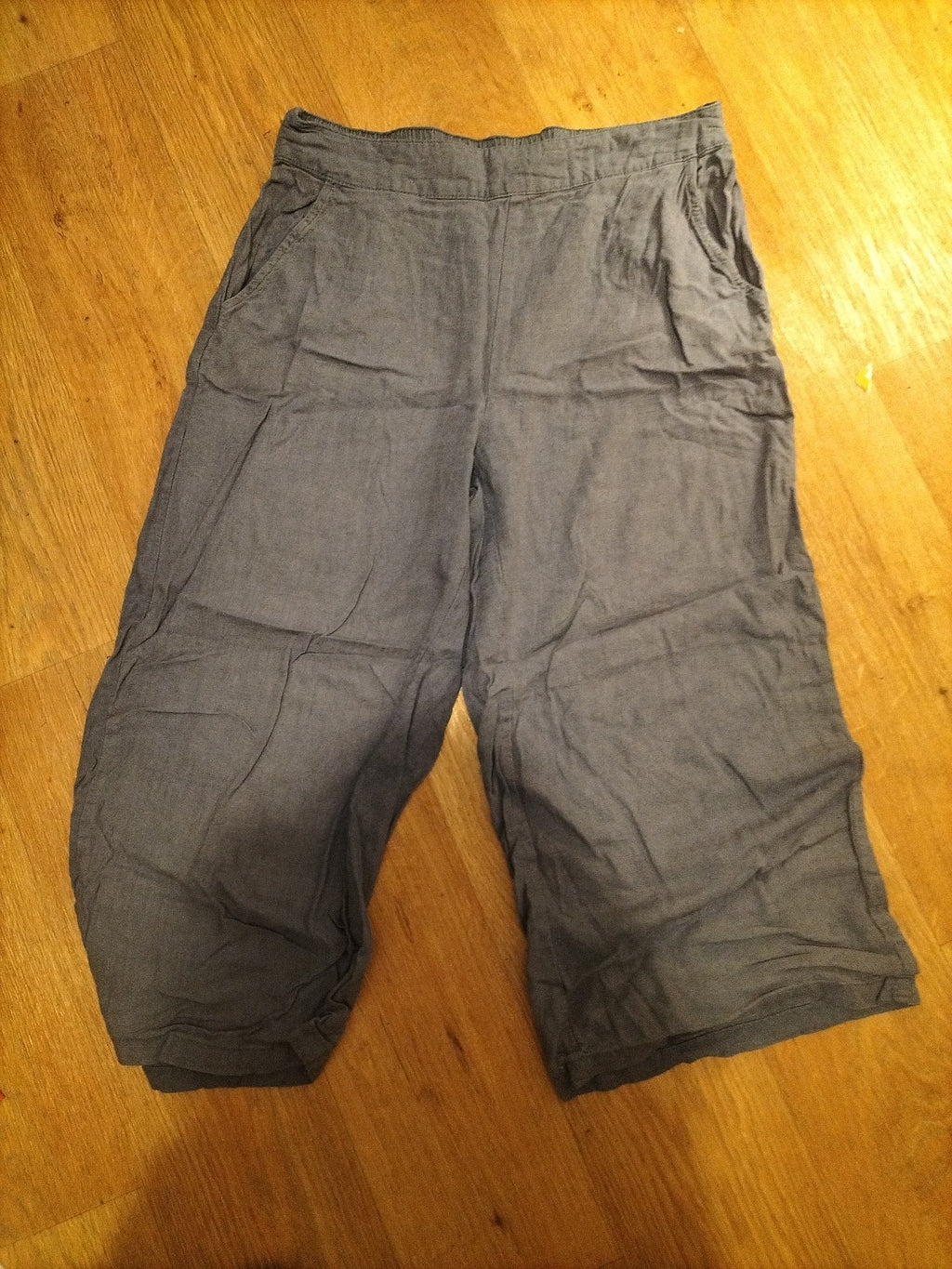 Ladies Peacocks Size 8 Blue Elasticated Cropped Trousers