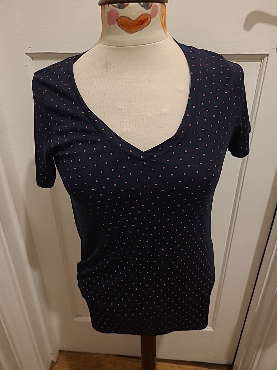 Ladies Jacqueline De Yong Size XS Navy Polkadot Short Sleeved Tshirt