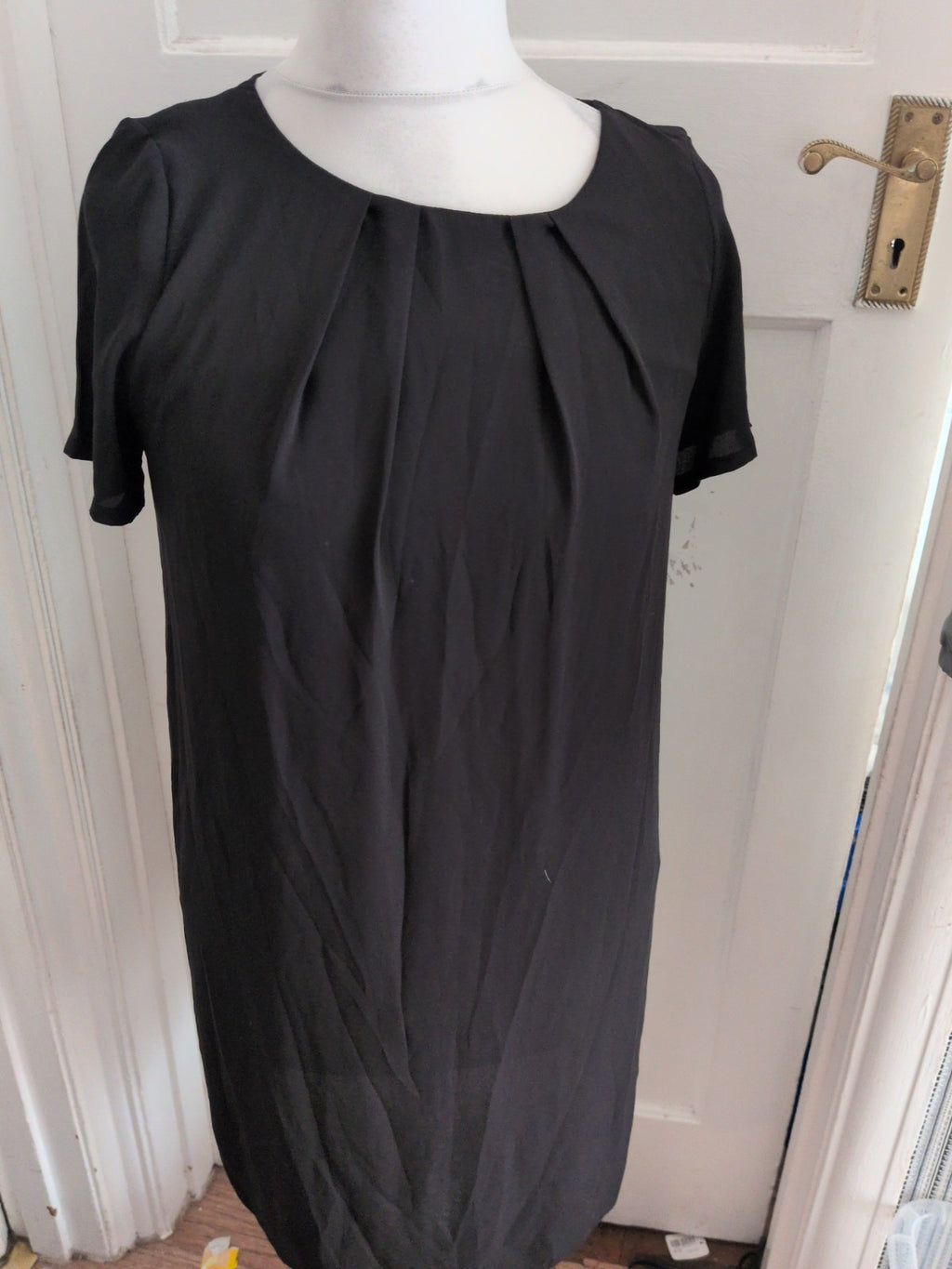 Tu 10 Black Short Sleeve Lined Midi Dress