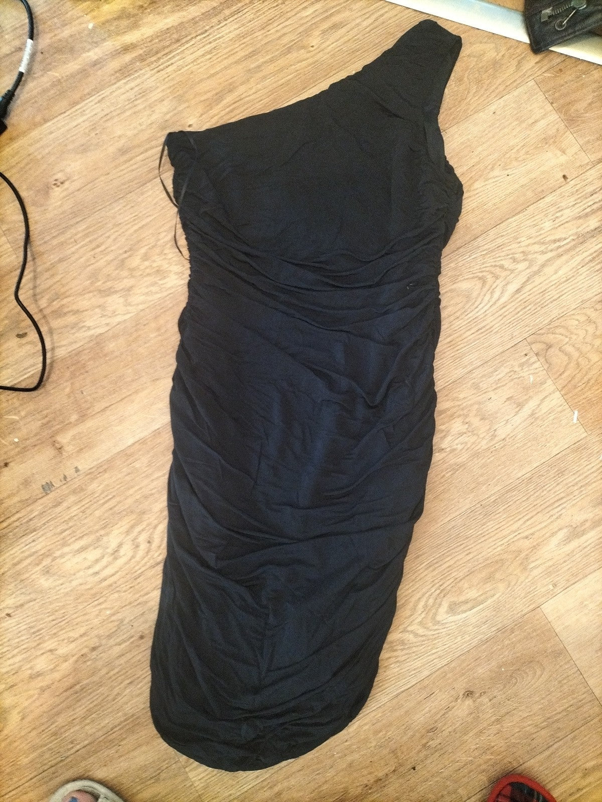 Ladies H&M Size M Black Cold Shoulder Ruch Dress