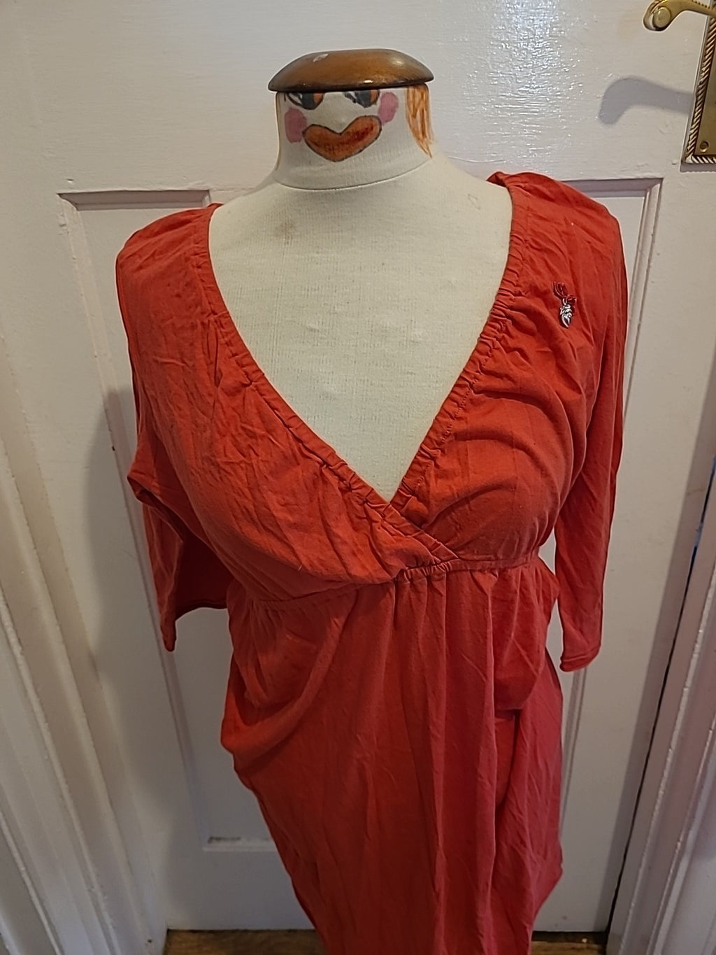 Ladies Avoca Size 2 Red V Neck Dress