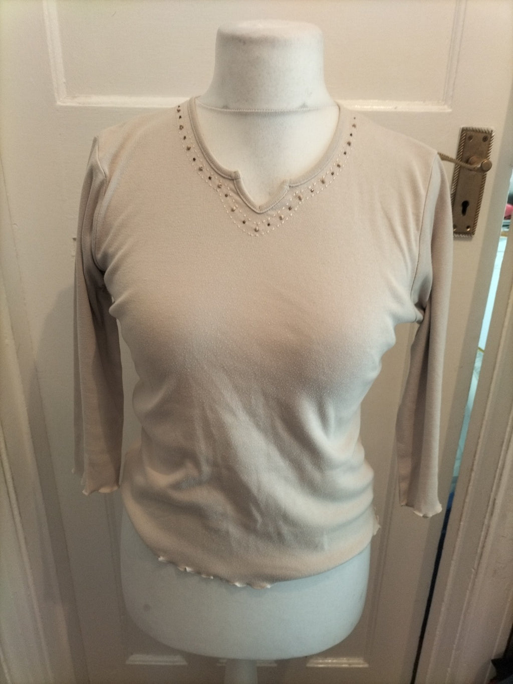 Tigi 10-12 Pale Beige Patterned Neck Long Sleeved Blouse