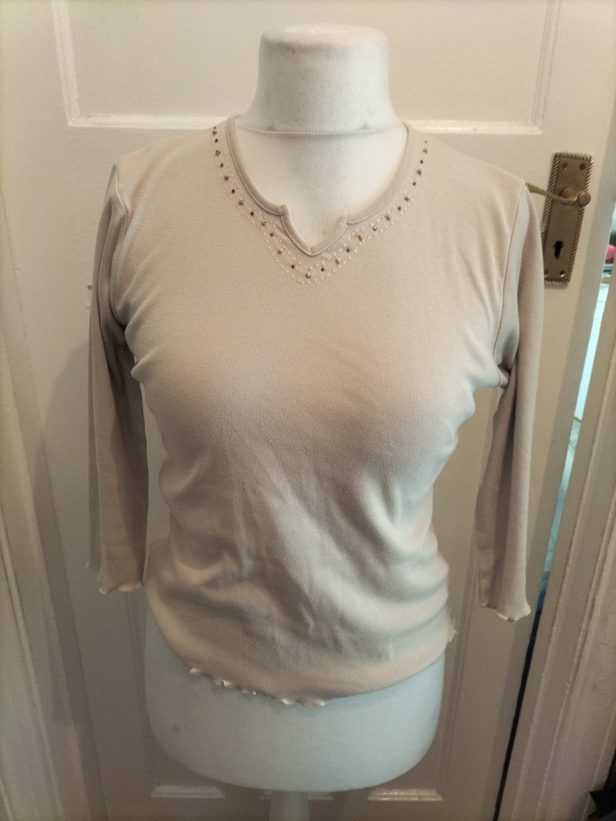 Tigi 10-12 Pale Beige Patterned Neck Long Sleeved Blouse