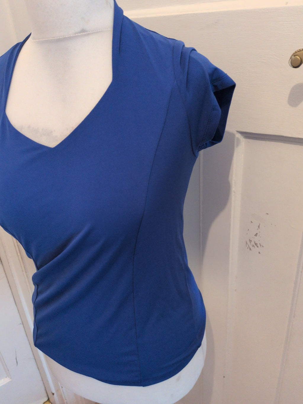 Carmen Marc Valvo medium Blue Short Sleeve T-shirt Blouse