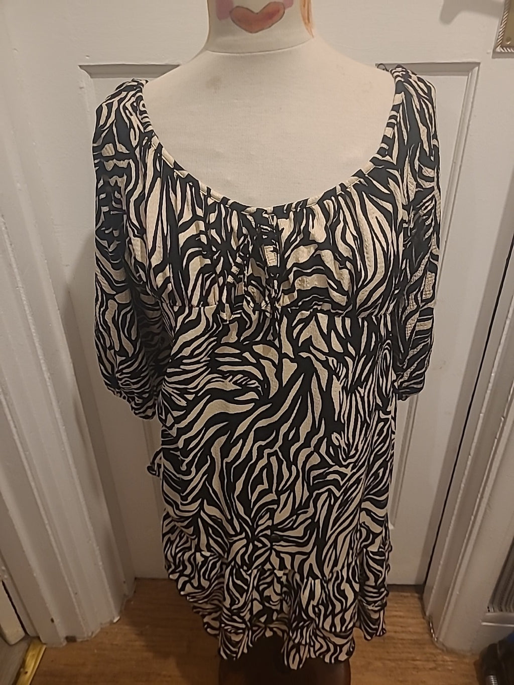 Ladies Pep&Co Size Large Beige And Black Dress