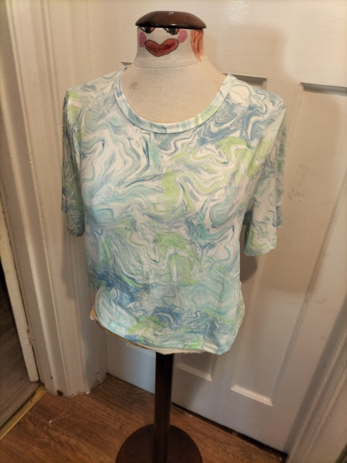 Brand New Ladies Primark Size Medium Blue And Lime Short Sleeved Tshirt