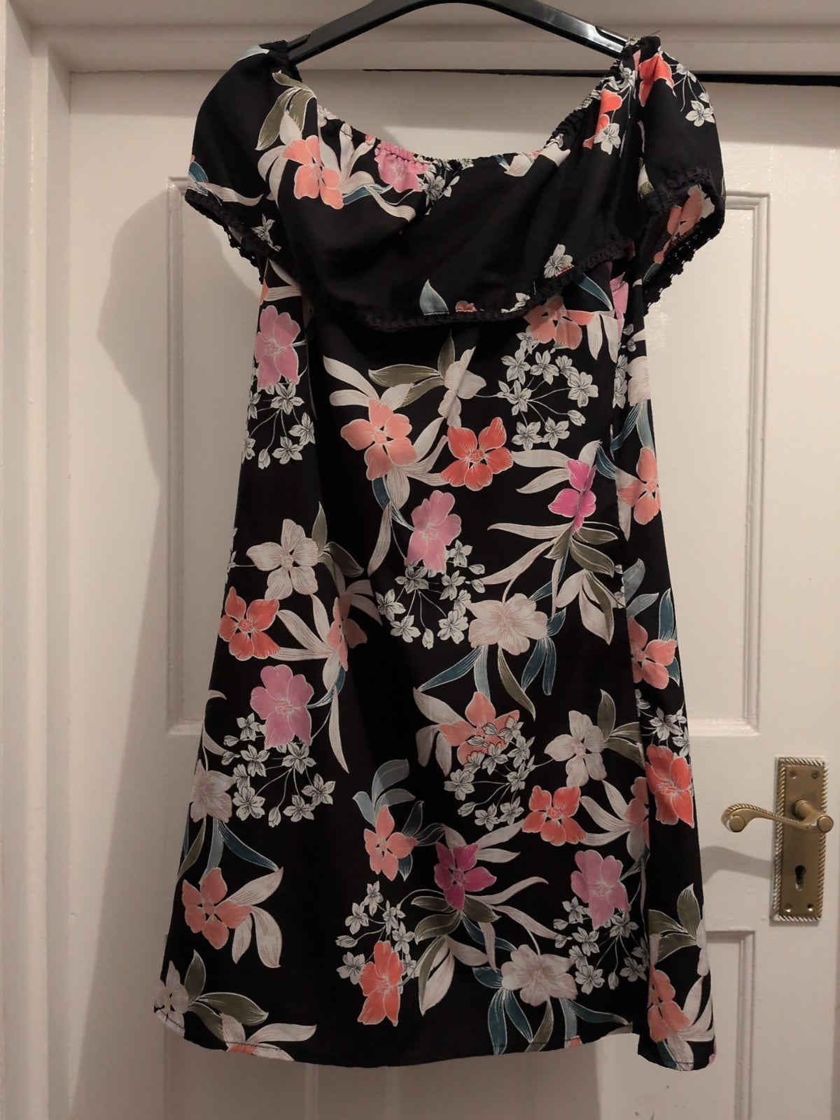 Primark 10 Black Floral Sleeveless Dress