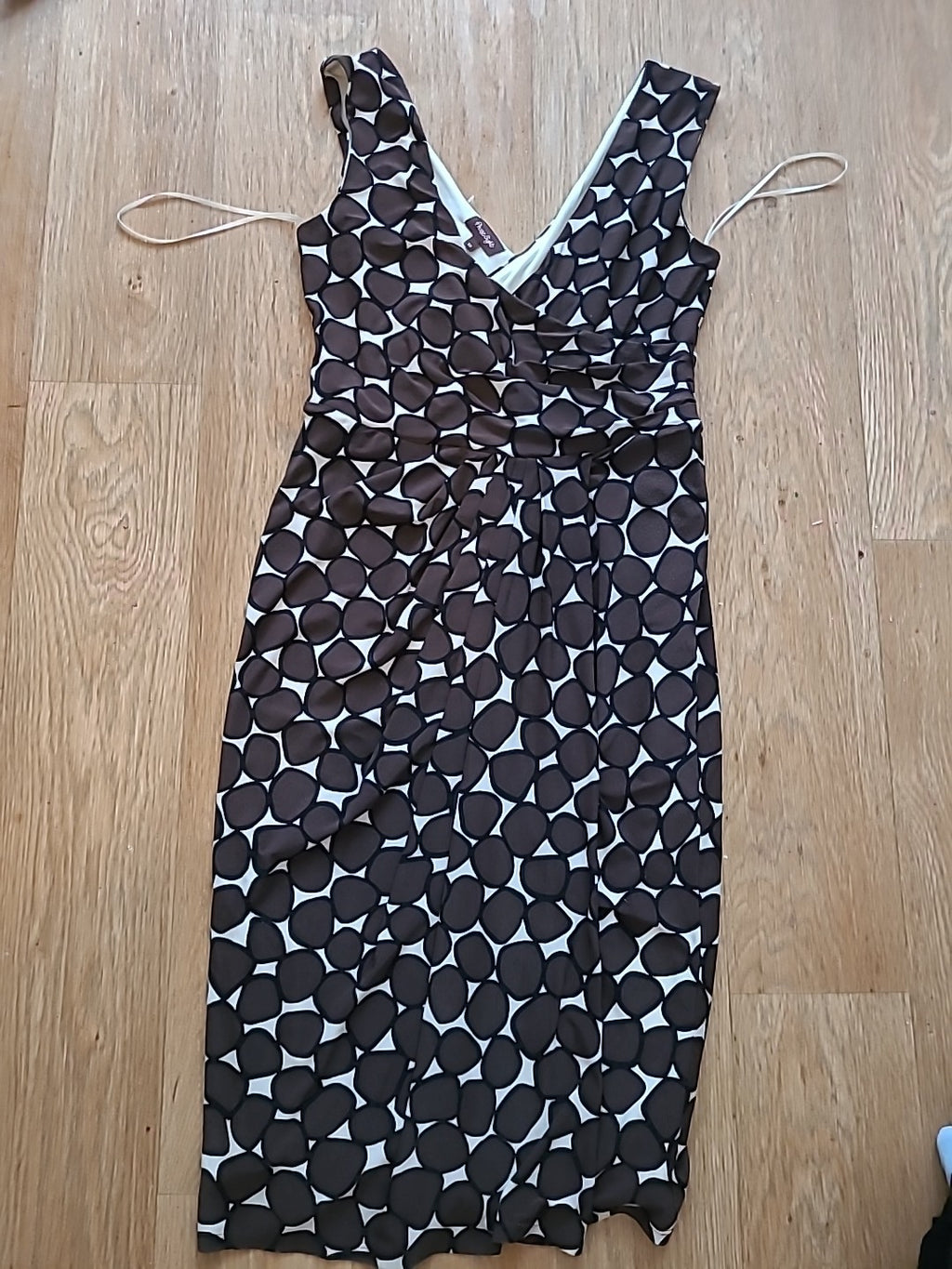 Ladies Phase Eight Size 10 Dark Brown Circle V Neck Dress