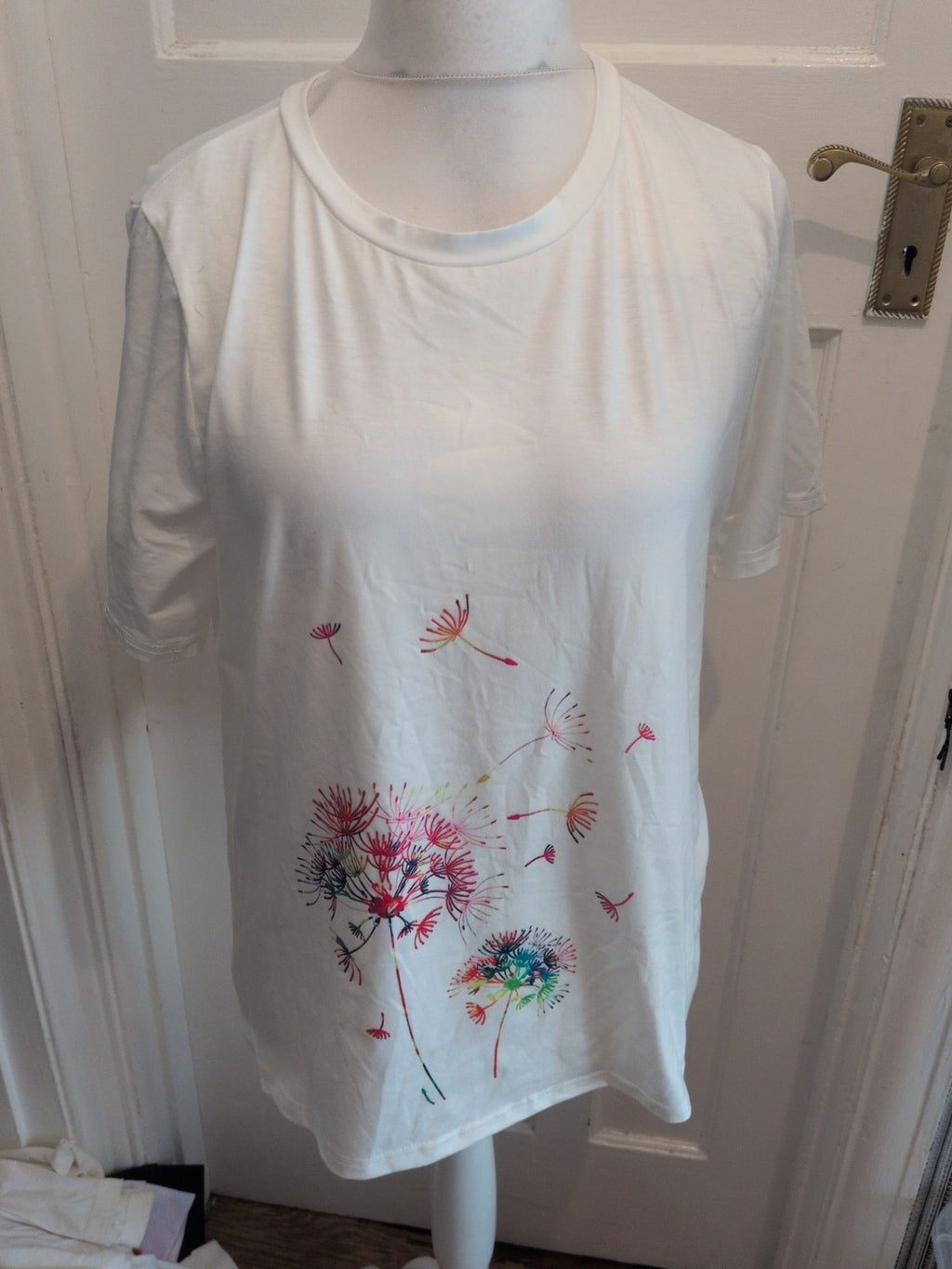 XL White With Colourful Flowers Short Sleeve T-shirt Ladies