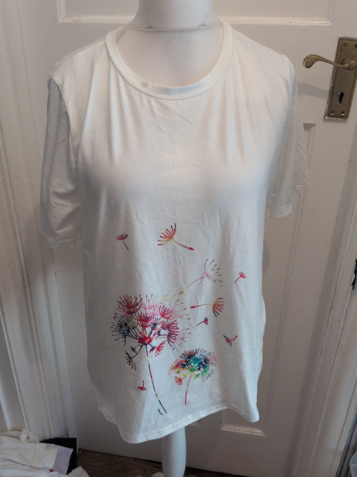 XL White With Colourful Flowers Short Sleeve T-shirt Ladies