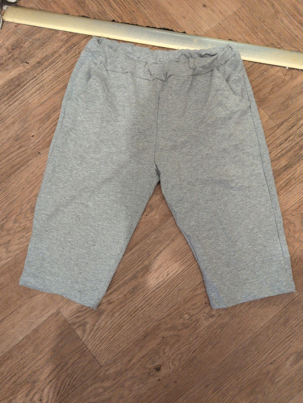 Small Grey Cropped Leggings