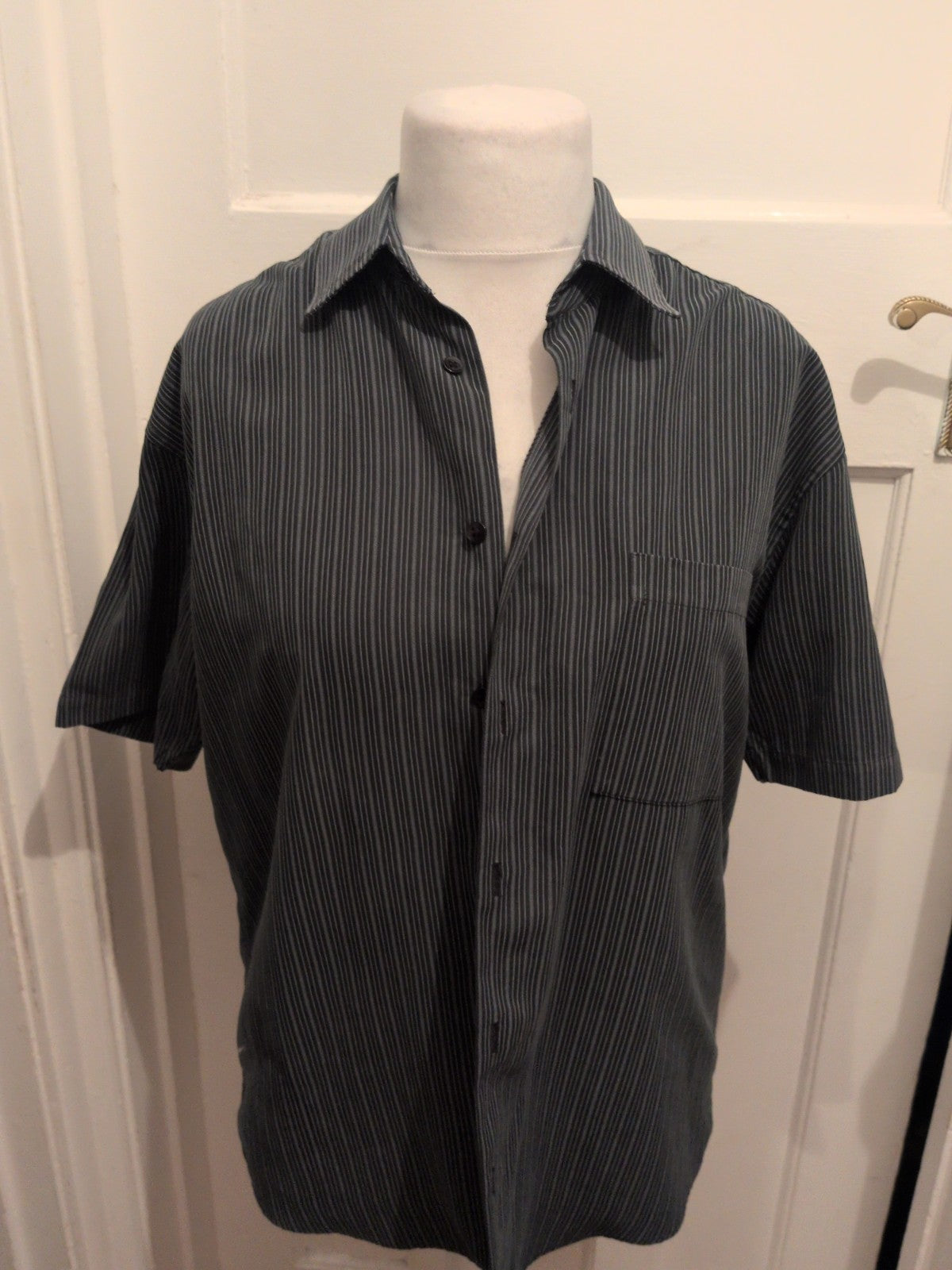 Cedarwood State Medium Grey Navy Stripe Short Sleeve Shirt