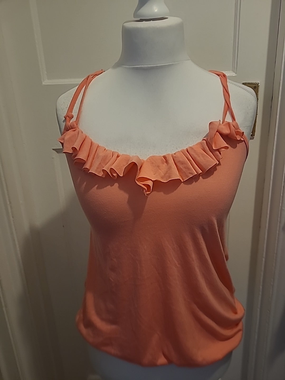 Ladies Amisu Size Large Pink Sleeveless Blouse