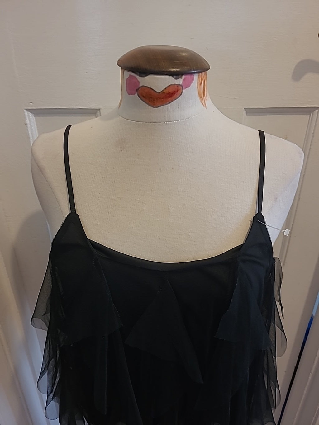 Ladies Cameo Rose Size 10 Black Sleeveless Blouse