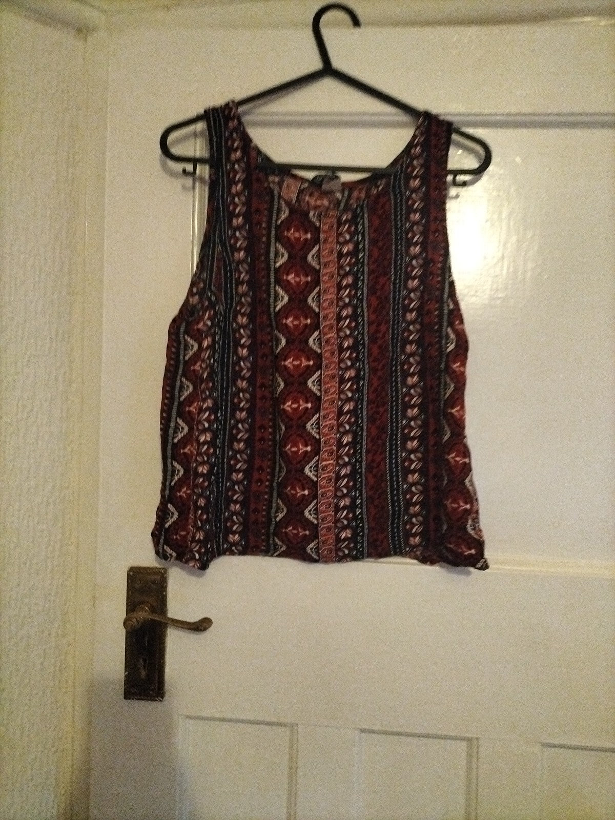 Ladies H+M Size 6 Multi Sleeveless Open Back Blouse