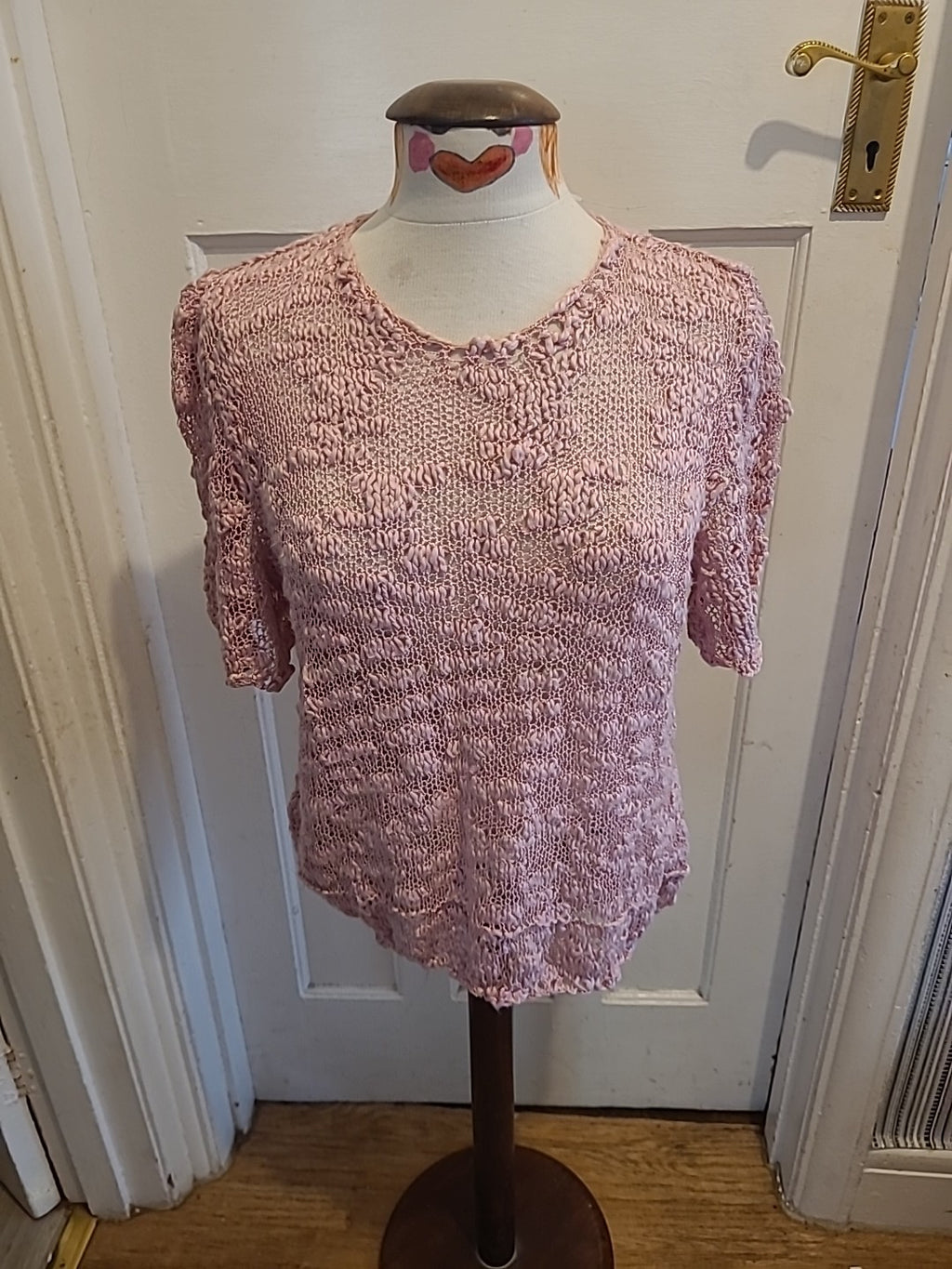Ladies Size Small Pink Short Sleeved Tshirt