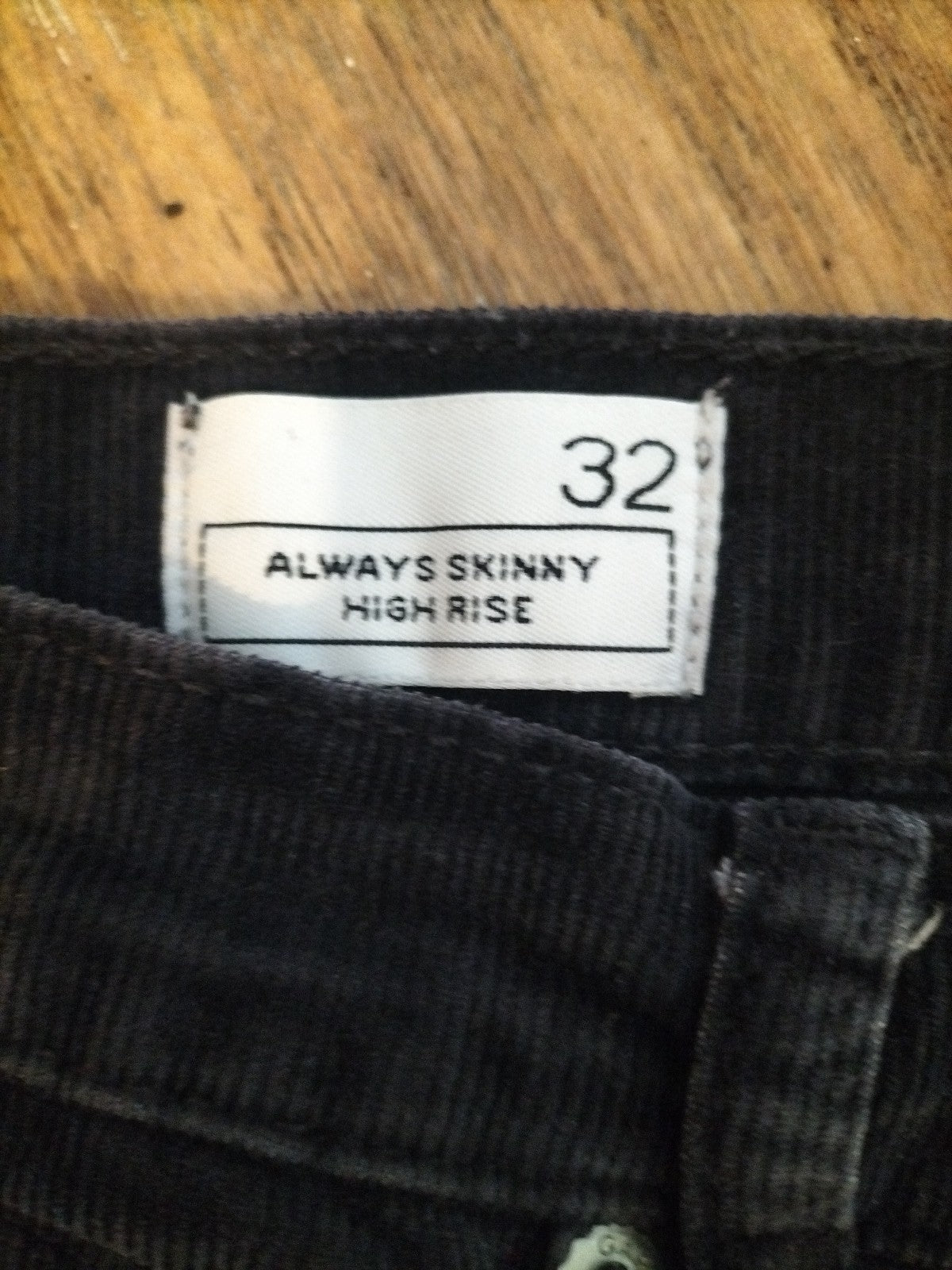 Mens Gap 1969 Size 32" Navy Super Skinny High Rise Jeans(mark Near Pocket)