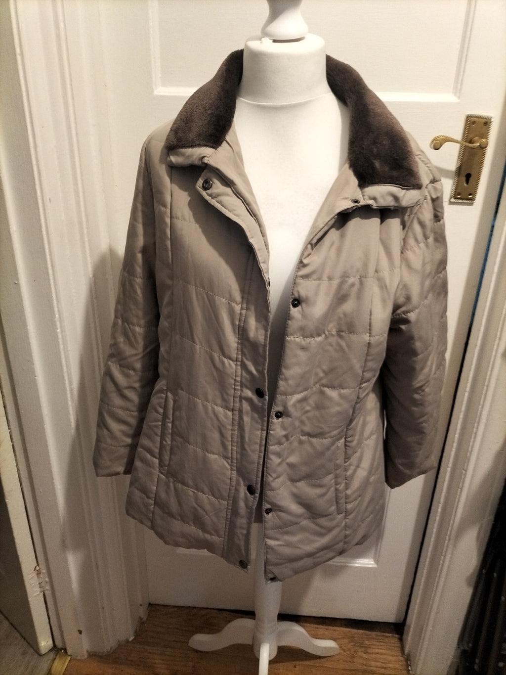 Ladies Anne De Lancay Size Medium Grey Lined Jacket