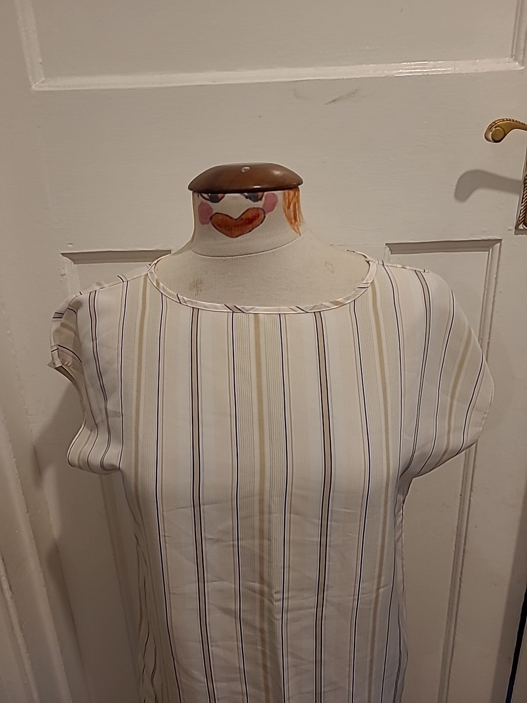 Ladies St Michael Size 10 Ivory/Peach/Beige Striped Short Sleeved Blouse
