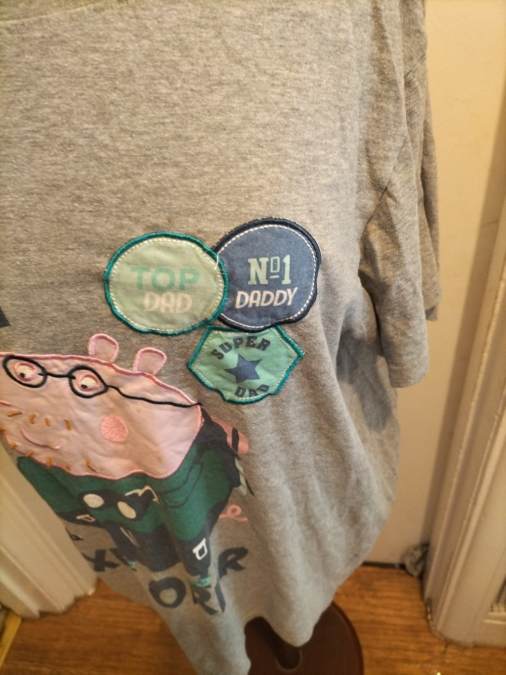 Mens Peppa Pig Size Large No 1 Dad Tshirt
