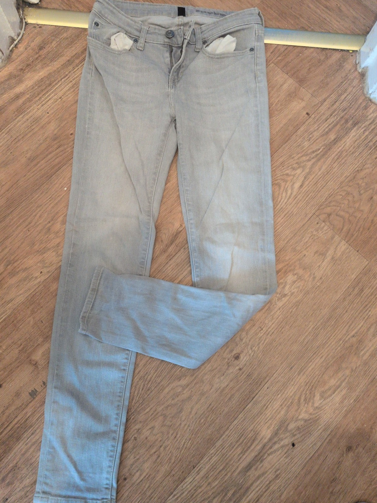 Gap Premium 8 Grey Super Skinny Jeans