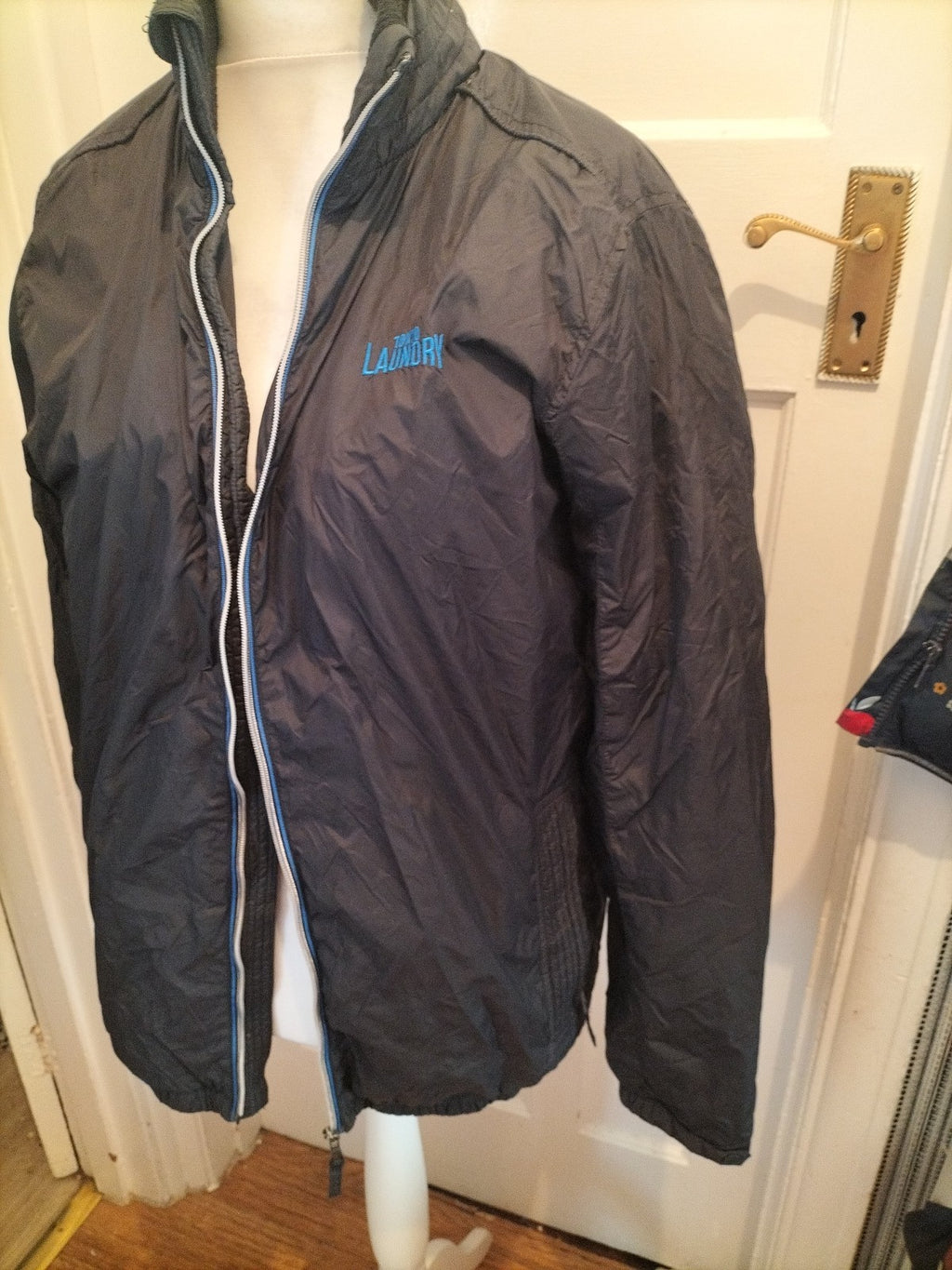 Mens Tokyo Laundry Size Large Charcoal Zipped Rain Coat