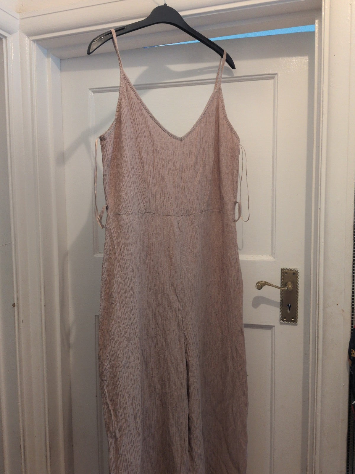 Ladies Primark Size 14 Beige Crinkle Sleeveless Jumpsuit