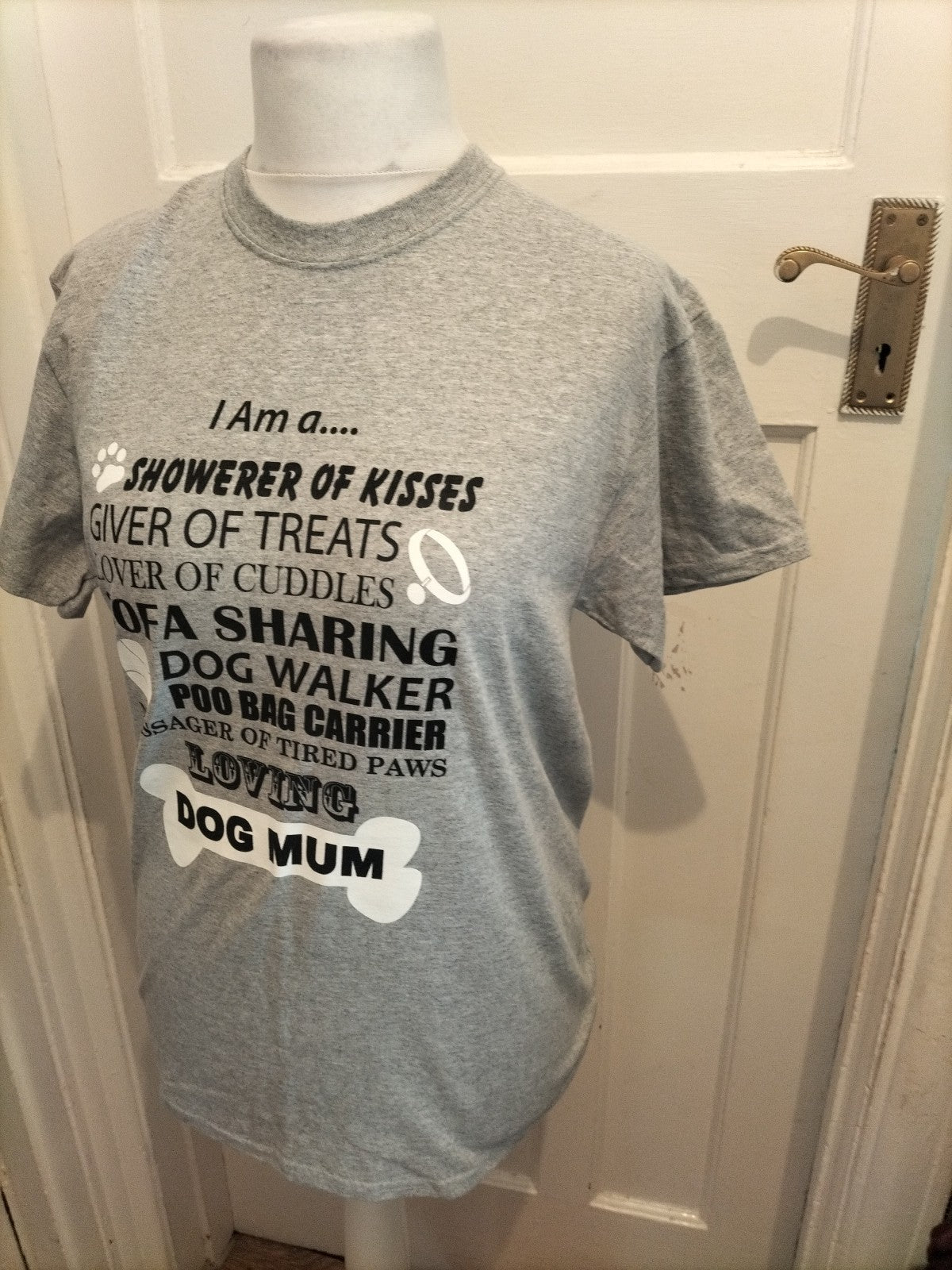 Ladies Gildan Size M Grey Dog Mum Printed T-shirt