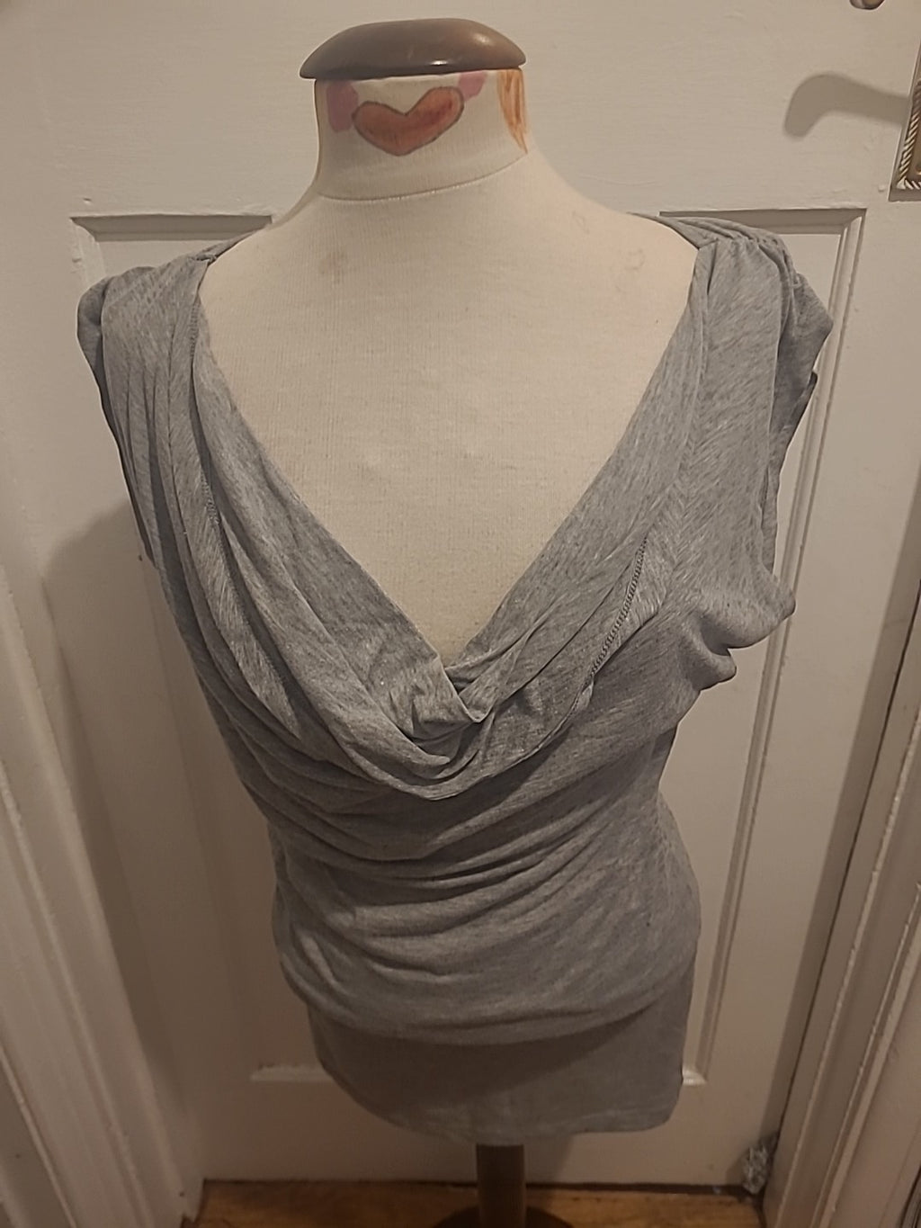 Ladies Miss Selfridge Size 8 Grey Scoop Neck Short Sleeved Dress