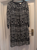 H&M 10 Black And White Aztec Lined 3/4 Sleeve Dress
