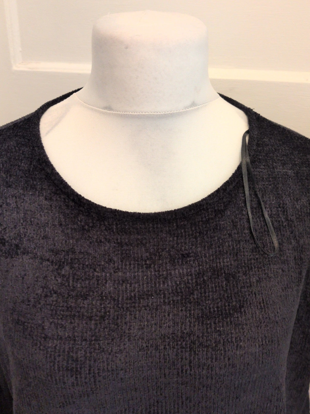 Tu 18 Black Half Sleeve Jumper