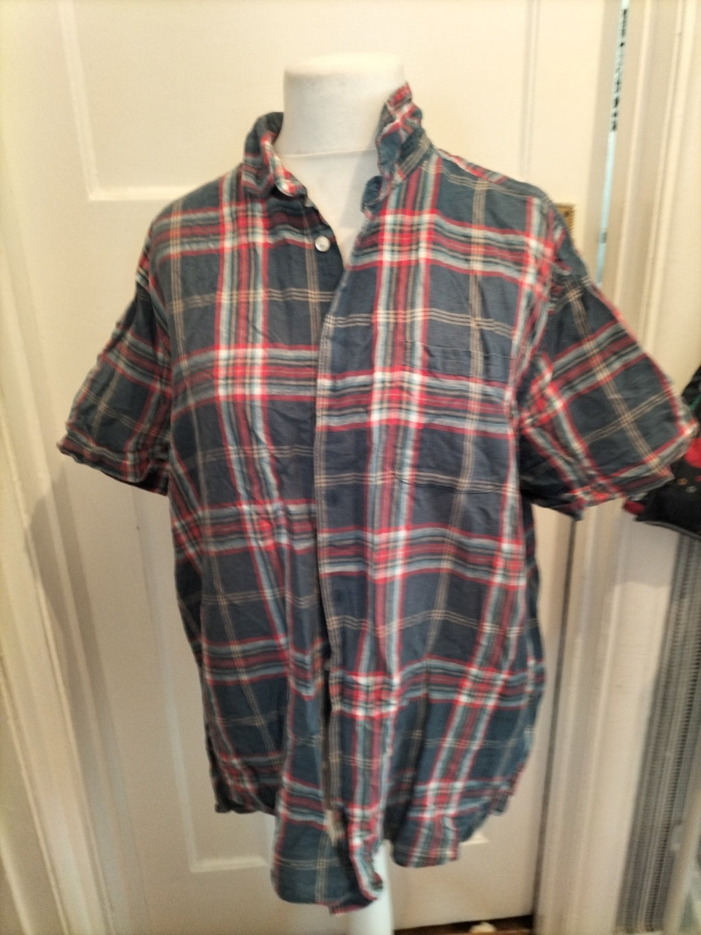 Tu Man Size XL Reg Fit Navy/Brown/Red Check Short Sleeved Shirt