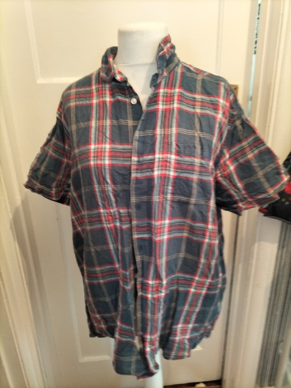 Tu Man Size XL Reg Fit Navy/Brown/Red Check Short Sleeved Shirt